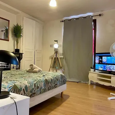 アパート Exclusive Building For Groups ルマン